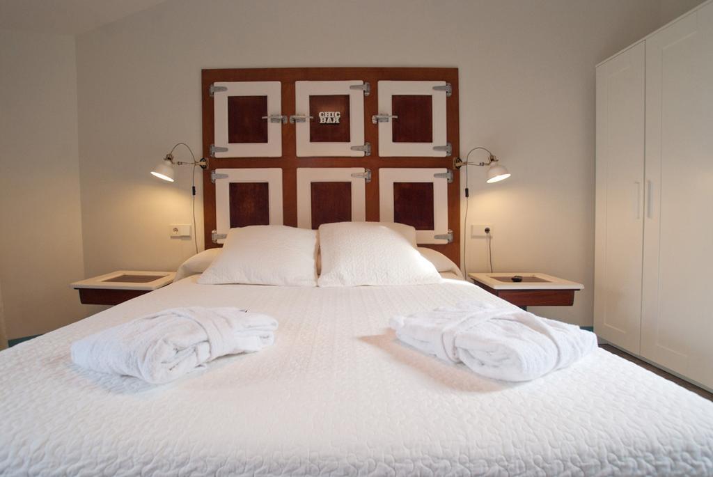 Hotel Hostal Chic Sant Feliu de Guíxols Camera foto