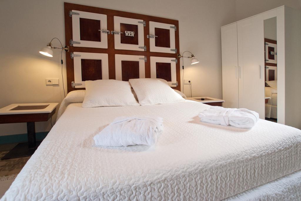 Hotel Hostal Chic Sant Feliu de Guíxols Camera foto