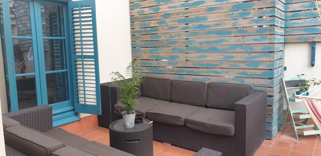Hotel Hostal Chic Sant Feliu de Guíxols Esterno foto
